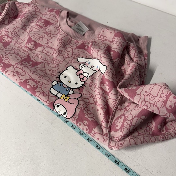 Hello Kitty and Friends Crewneck Sweatshirt Light Pink Large (12-14) AOP - Picture 2 of 11